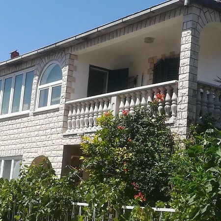Apartman Lorena Stari Grad  Esterno foto