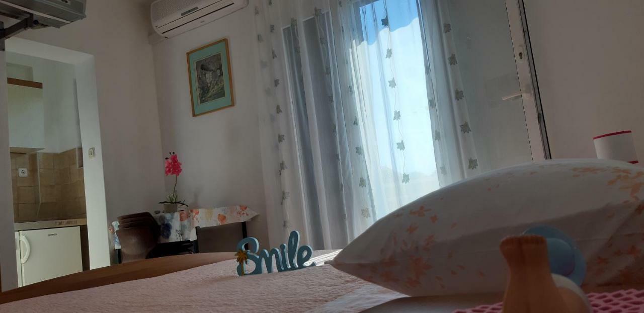 Apartman Lorena Stari Grad  Esterno foto